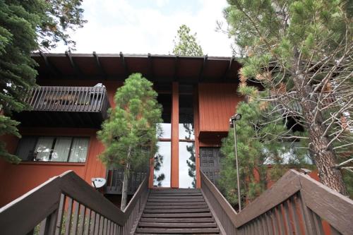 Mammoth West #116 Condo - image 10