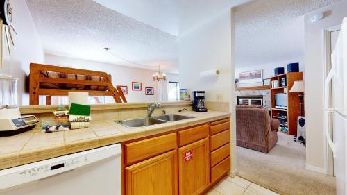 Mammoth Reservations - image 5