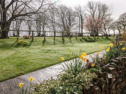 The Barn at Harrolds Farm - image 2