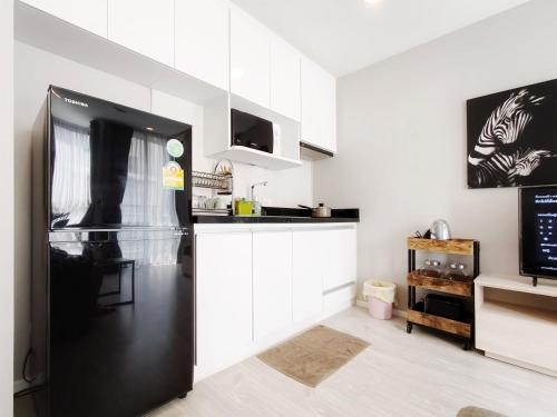 CM Design Space in Ninman MAYA เชียงใหม่ ลิฟวิ่ง แอนด์ สเตย์ Room Type - Apartment with Balcony