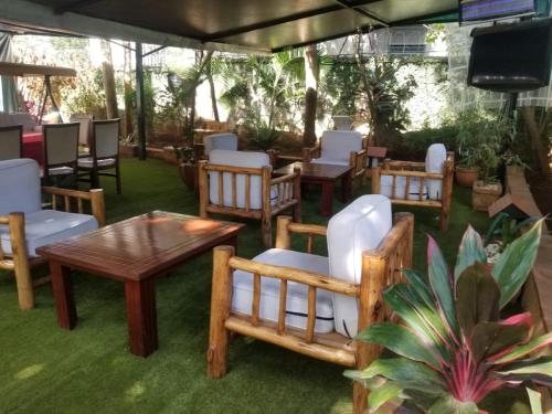 ห้องอาหาร, Lovely Garden Guest Home in คีซูมู