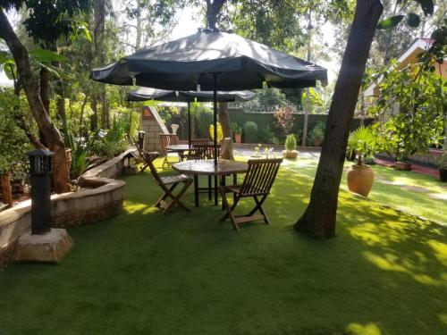 สวน, Lovely Garden Guest Home in คีซูมู