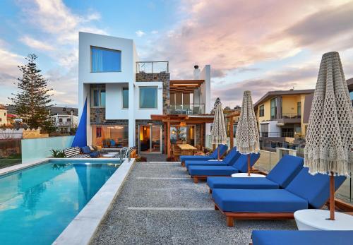 Rodo Seafront Villa with Heated private pool and jacuzzis by Volta Suites and Villas, Kokkíni Khánion (foto 9)