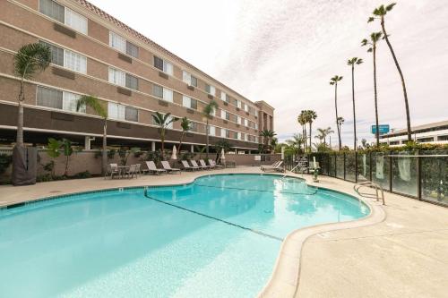 Best Western Inn & Suites San Diego - Zoo/SeaWorld Area 