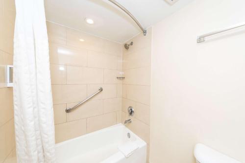 Best Western Inn & Suites San Diego – Zoo/SeaWorld Area