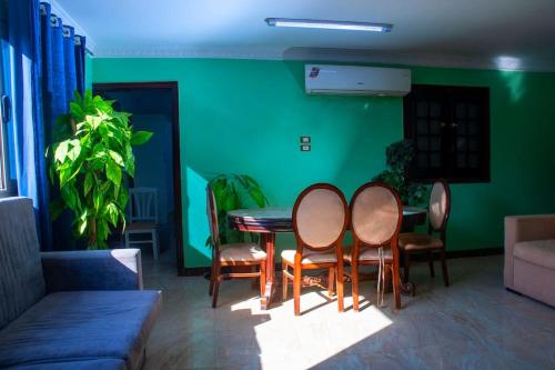 Large Nile View apartment 3 Rooms Air-con Downtown