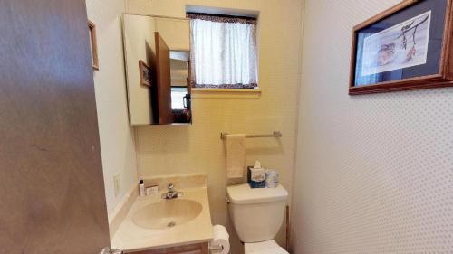 Claim Jumper #4 Townhouse - image 2