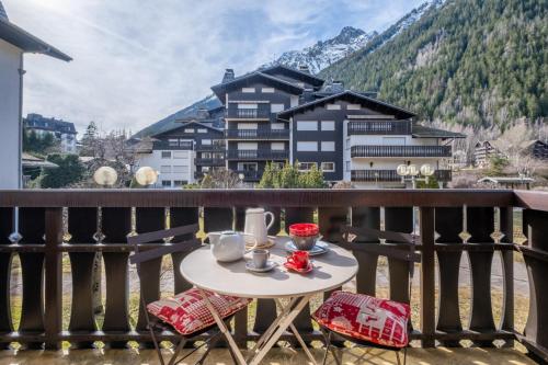 Beautiful 50m with 2 balconies and mountain view - Location saisonnière - Chamonix-Mont-Blanc