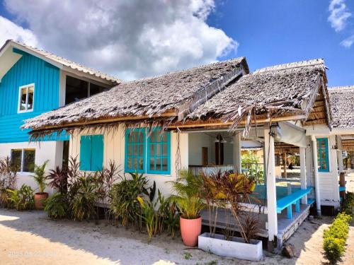 Sand Terrace Beach Bungalows