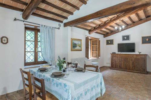 Зручності, Casina nel Bosco in Мурло