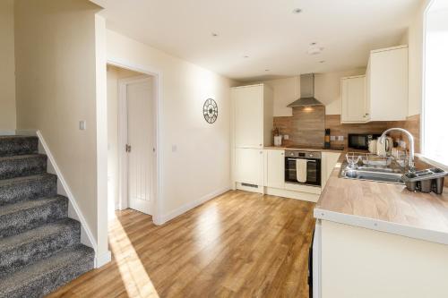 Jetty Cottage, a self-catering cottage sitting on the jetty, with sea view in 哈里斯島