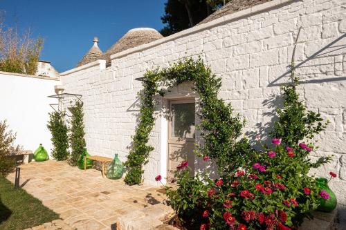 Trulli in corte, Alberobello (photo 9)
