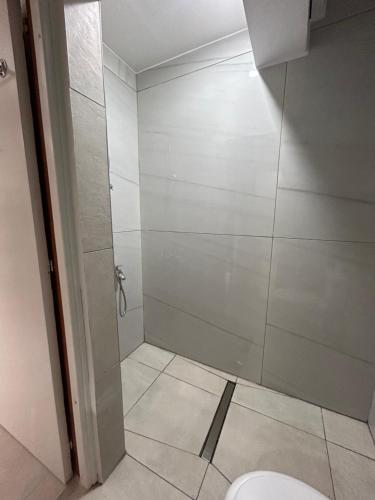 Kipros Accommodation - image 14