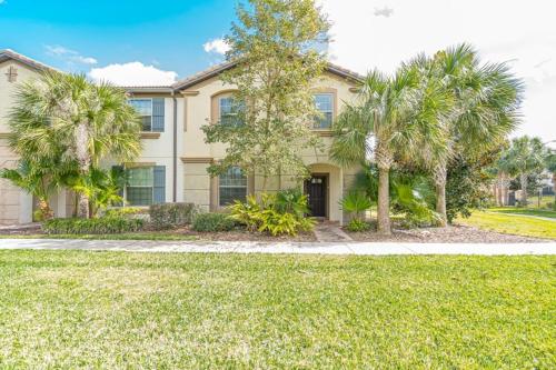 Spacious 5-Bedroom Family Townhome - Disney Magic - image 4