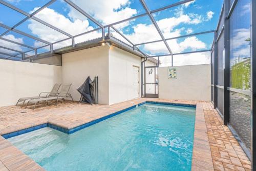 Spacious 5-Bedroom Family Townhome - Disney Magic - image 6
