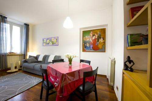 Corner House - image 3