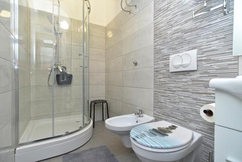 Two-Bedroom Apartment image 10
