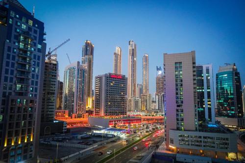 Al Ashrafia Saray Magnificent 3BR Canal Views, Dubaj (zdjęcie 6)