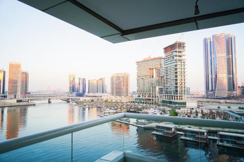 Al Ashrafia Saray Magnificent 3BR Canal Views, Dubaj (zdjęcie 4)