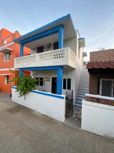 The Sea Shelter Home Stay - image 3