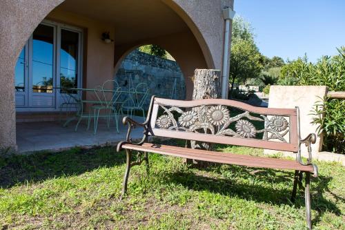 Dārzs, Appartement T2 rez de villa in Santo-Pietro-di-Tenda
