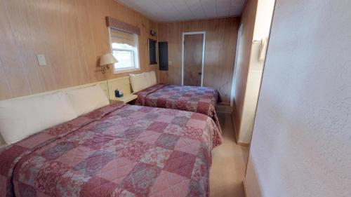 Frees Last Resort House With High Speed Wifi in Red River, USA