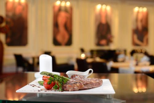 Intercontinental Hotel Bucharest an IHG Hotel - image 13