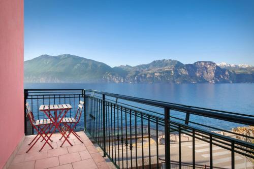 Casa Rosa - Accommodation - Brenzone sul Garda