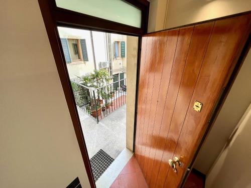 Il balconcino, Verona (fotografie 7)