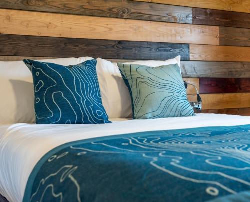 1 double bed