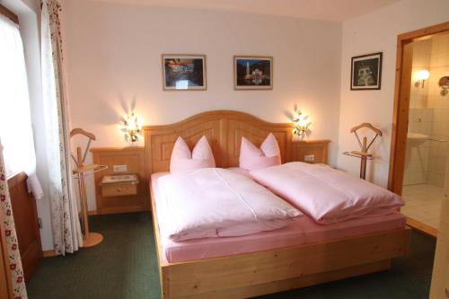 Gästehaus Kleinbuch - Accommodation - Bad Wiessee