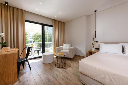 Mary Hotel – Thassos Town, MO