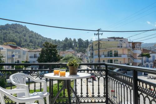 Mary Hotel – Thassos Town, MO