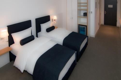 Bayer 89 Vi Vadi Hotel Room Type - Twin Room