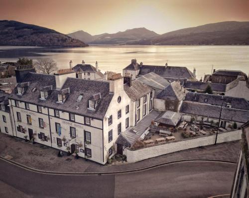 The George Hotel - Tap to explore photos