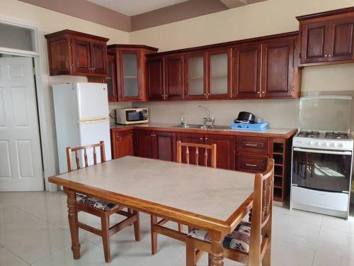 Iso’s Vacation Rental Apartment #7 in Portsmouth