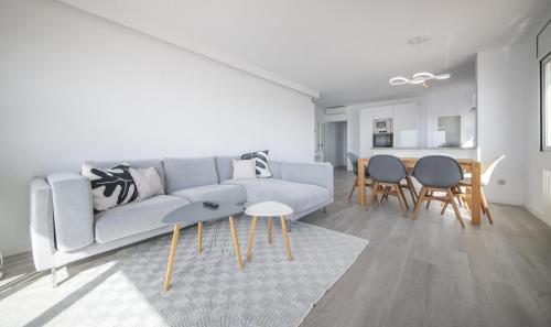 R143 Beachfront Apartment Dorianne R143 Beachfront Apartment Dorianne