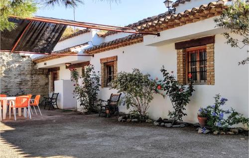 Awesome Home In Baza With Outdoor Swimming Pool, Wifi And 2 Bedrooms - Baza