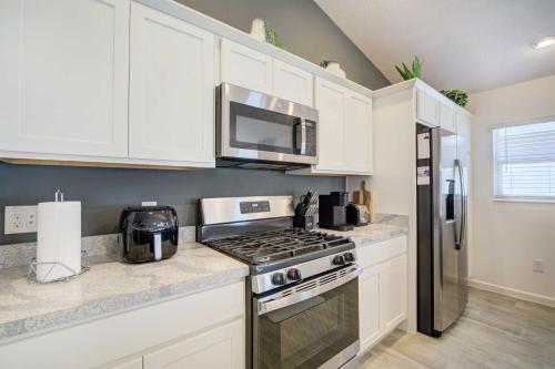 The Villages Home with Lanai - Near Golf and Shopping! in Wildwood, USA