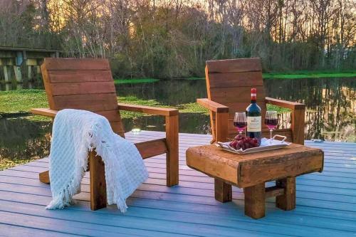 B&B Green Cove Springs - GOVERNOR'S CREEK~Waterfront, King Bed w/Water View - Bed and Breakfast Green Cove Springs