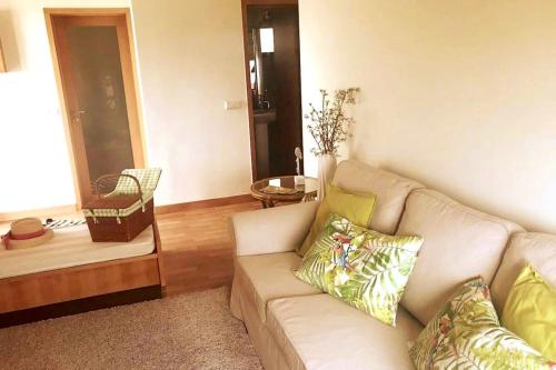 One bedroom house with sea view enclosed garden and wifi at Moledo