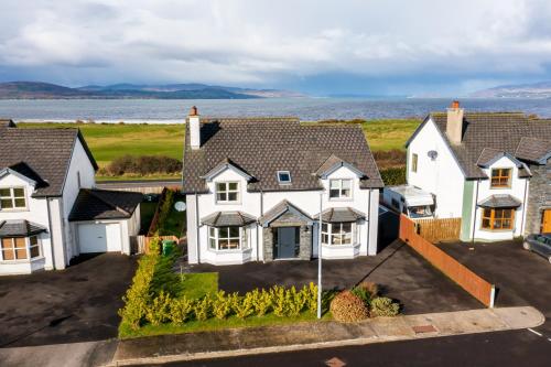 Links View Park, Buncrana by Wild Atlantic Wanderer