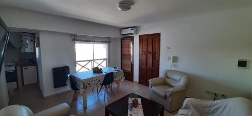 DEPARTAMENTO LUMINOSO EUGENIO