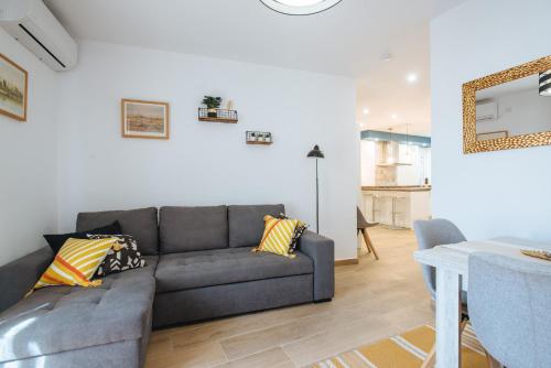 el apartamento del reloj de sol, Séville