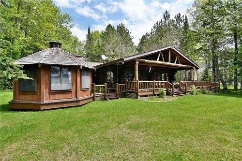 Two Bear Lodge on Lost Land Lake