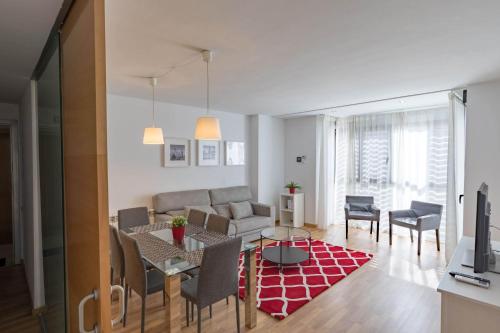 Roomspace Las Tablas Camino Santiago - image 3