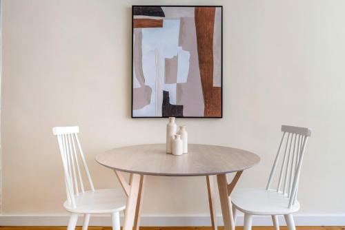 Midtown East 1BR w DM nr UN NYC-906 in New York, USA