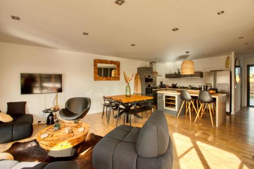 廚房, Villa Meli - Le Porge : la plage, Lège-Cap Ferret et Lacanau à 10 minutes (Villa Meli - Le Porge : la plage, Lege-Cap Ferret et Lacanau a 10 minutes) in 拉溥