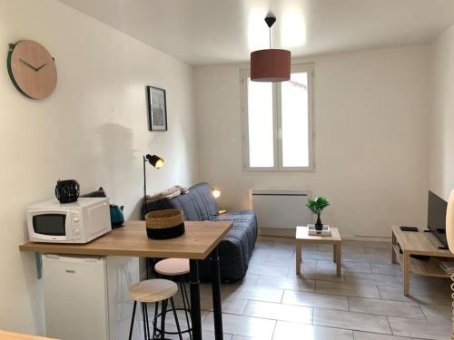 Jolie studio en centre ville - Location saisonnière - Châteauroux