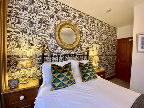Double Room image 4